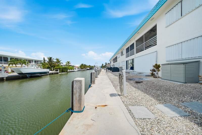 2 bedroom Condominium at 389 N Anglers Drive #206, Coral Club (50.0), Marathon — photo 4