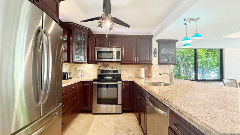 2 bedroom Townhouse at 96000 Overseas Highway #P1, Buttonwood Bay (96.0), Key Largo — photo 2