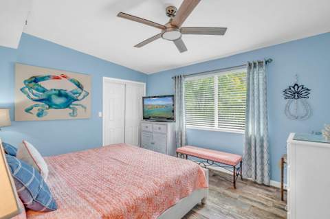 441 10th Street, Key Colony FL - photo 14 of 32
