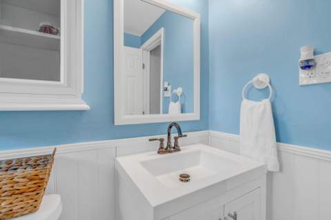 441 10th Street, Key Colony FL - photo 17 of 32
