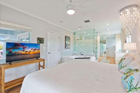 1106 Thatch Lane, Cudjoe Key FL - photo 18 of 67