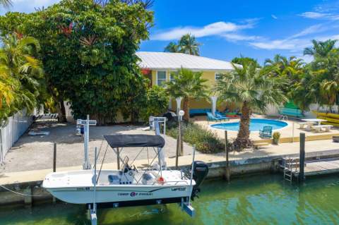 581 12Th Street, Key Colony FL - photo 6 of 49