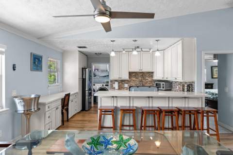 581 12Th Street, Key Colony FL - photo 18 of 49