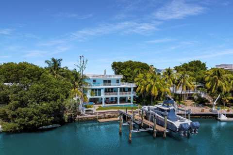 313 North Drive, home for sale in Plantation Key 33036
