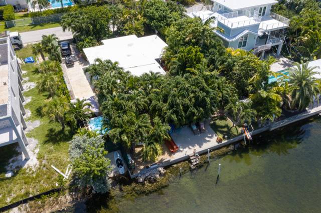 12 Bay Drive