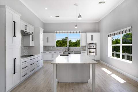235 Tropical Avenue, Marathon FL - photo 10 of 55