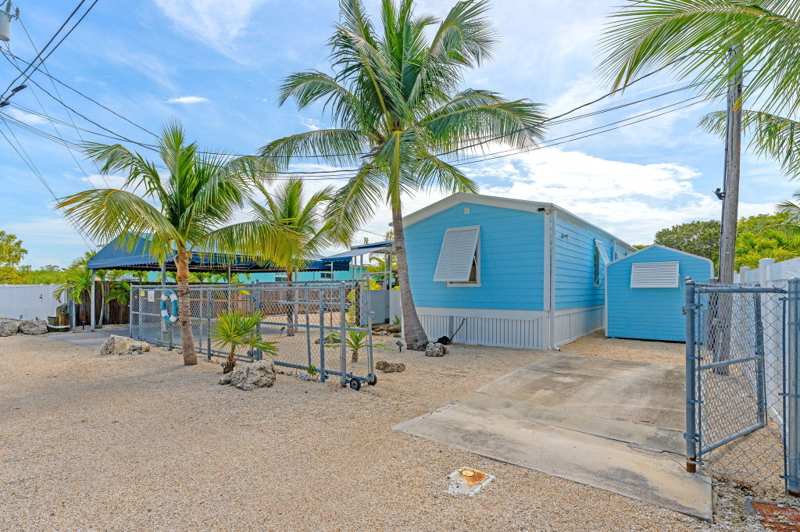 2 bedroom Mobile Home at 347 King Avenue, Key Largo Mob Homesites (104.5), Key Largo — photo 1