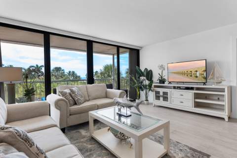 2000 Coco Plum Drive #302, Marathon FL - photo 9 of 36