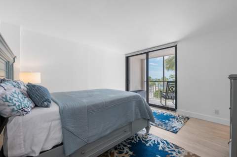 2000 Coco Plum Drive #302, Marathon FL - photo 16 of 36