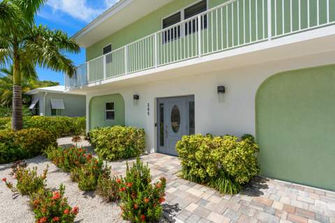 285 13Th Street, Key Colony FL - photo 17 of 75