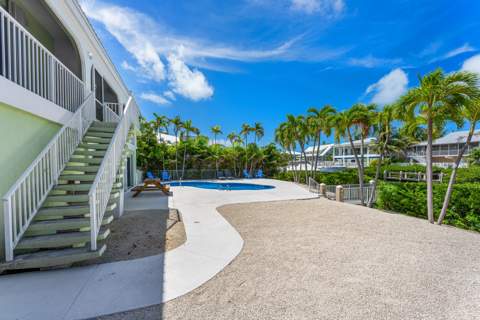285 13Th Street, Key Colony FL - photo 8 of 75