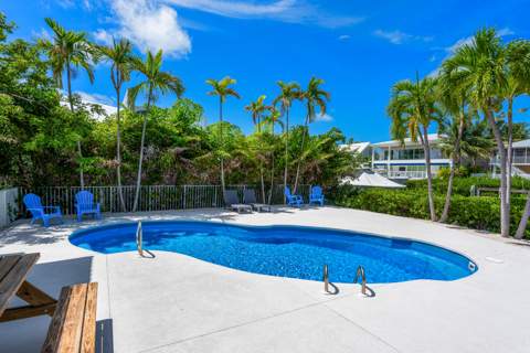 285 13Th Street, Key Colony FL - photo 10 of 75