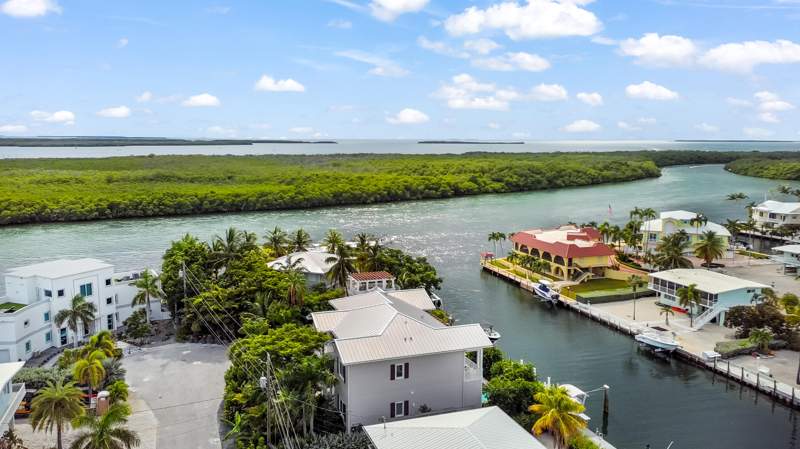 5 bedroom Single Family Residence at 148 Giardino Drive, Venetian Shores (86.0), Plantation Key — photo 4