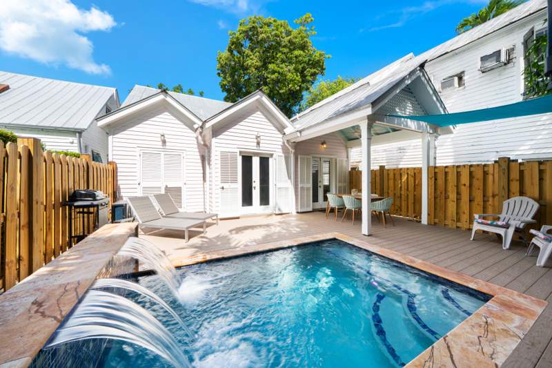 2 bedroom Single Family Residence at 516 Elizabeth Street, Old Town - Unlisted (1.0), Key West — photo 4
