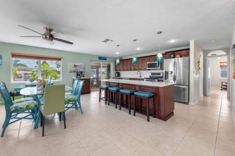 410 85Th Street Ocean, Marathon FL - photo 15 of 40