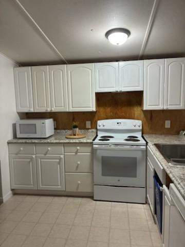 25D 10th Avenue, Stock Island FL - photo 9 of 26