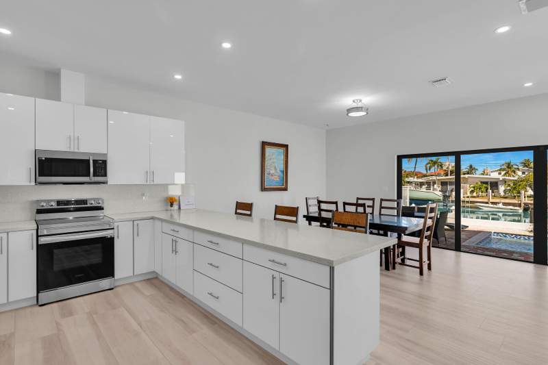 3 bedroom Half Duplex at 230 Sadowski Causeway, Marina Sub (54.0), Key Colony — photo 2