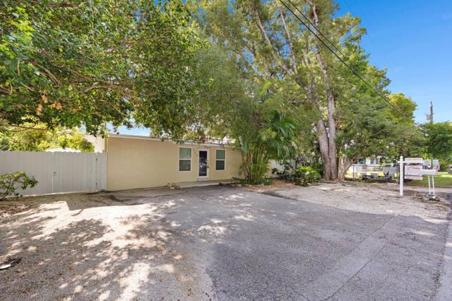 980 Oleander Road