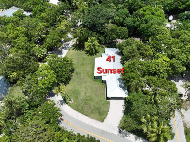 3 bedroom Single Family Residence at 41 Sunset Road, Sunset Point (95.0), Key Largo — photo 2
