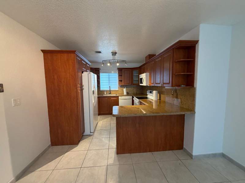 4 bedroom Single Family Residence at 71 Coral Drive, Key Largo Beach (100.0), Key Largo — photo 4
