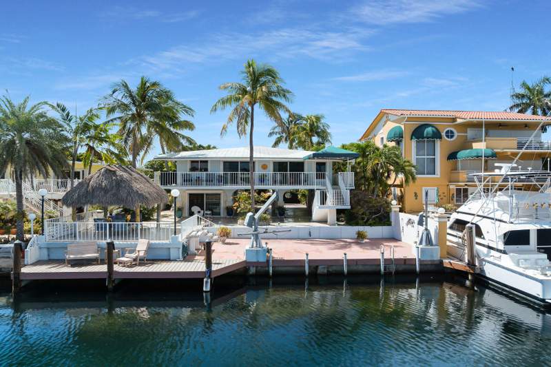 2 bedroom Single Family Residence at 114 N Coconut Palm Boulevard, Plant Key Colony (90.0), Plantation Key — photo 2