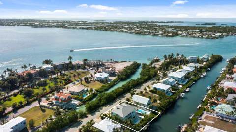 220 14Th Street, Key Colony FL - photo 6 of 36