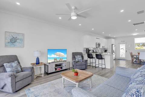 501 E Ocean Drive #9, Key Colony FL - photo 15 of 46