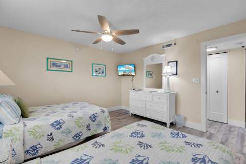 135 Coco Plum Drive #4C, Marathon FL - photo 19 of 38