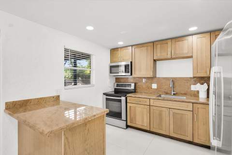 664 Colson Drive, Key Largo FL - photo 12 of 43