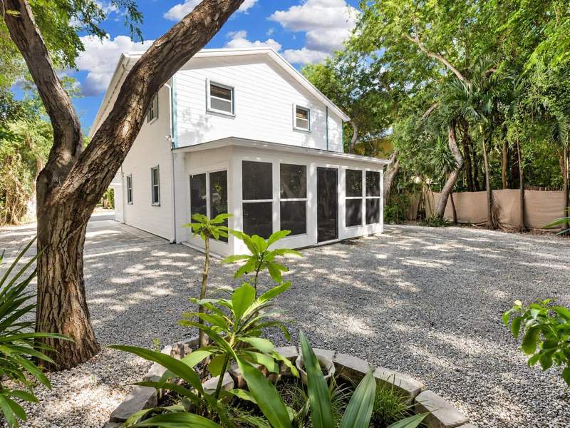 3 bedroom Single Family Residence at 323 Bay view Avenue, Bay Haven (95.0), Key Largo — photo 3