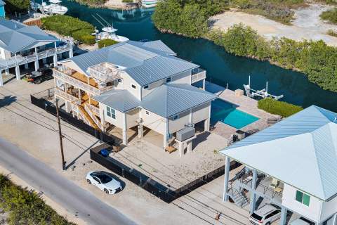 333 Indies Road, Ramrod Key FL - photo 7 of 66