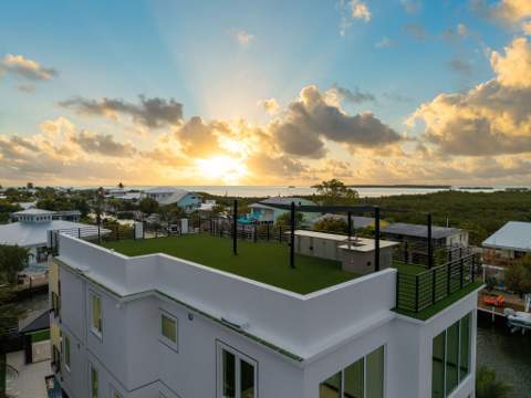 265 Pueblo Street, Plantation Key FL - photo 9 of 87