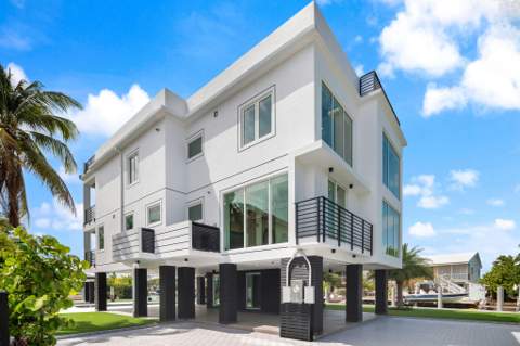 265 Pueblo Street, Plantation Key FL - photo 12 of 87