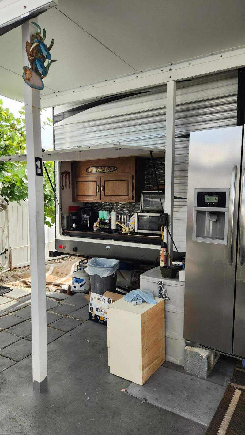 2 bedroom Mobile Home at 325 Calusa Street #259, Calusa Campground (101.5), Key Largo — photo 4