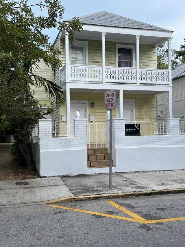 809 Fleming Street