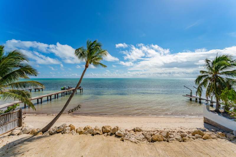 3 bedroom Single Family Residence at 75055 Overseas Highway, Mat Ocean Beach (75.0), Lower Matecumbe — photo 3