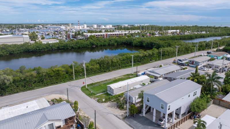 3 bedroom Mobile Home at 25D 10th Avenue, Lincoln Gard. No. 2 (5.0), Stock Island — photo 5