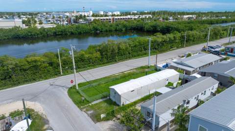 25D 10th Avenue, Stock Island FL - photo 23 of 26
