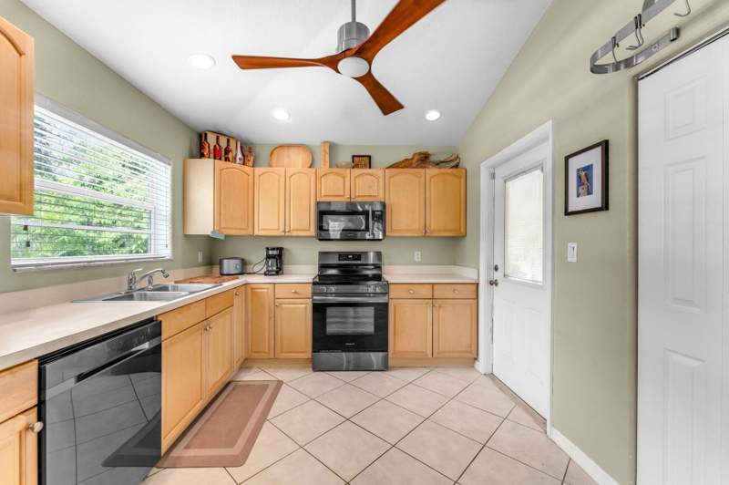 3 bedroom Single Family Residence at 547 Plante Street, S Creek Village (103.0), Key Largo — photo 5