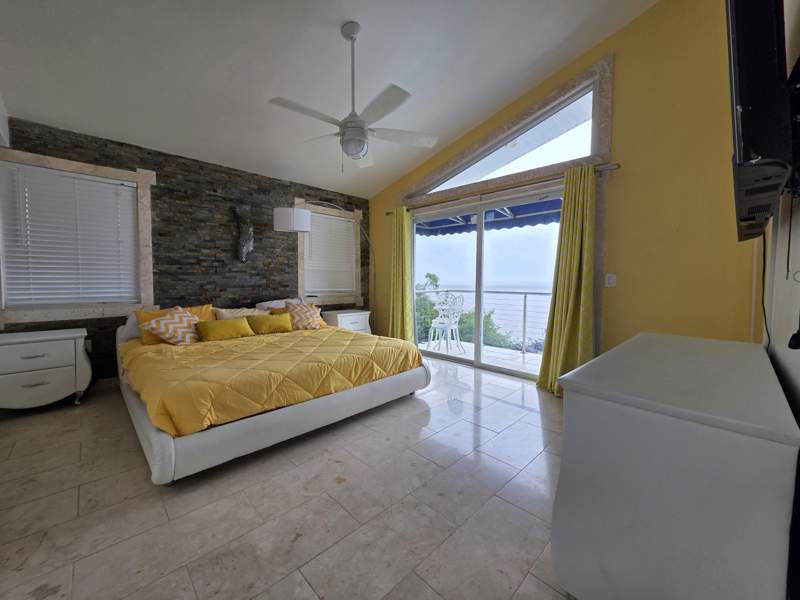 3 bedroom Single Family Residence at 58030 Overseas Highway, Sea View Condo (Marathon) (52.0), Marathon — photo 2