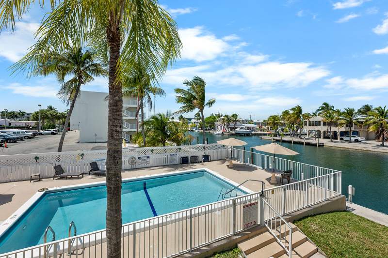 2 bedroom Condominium at 15 Sombrero Boulevard #212W, Marathon Country C W (49.5), Marathon — photo 3