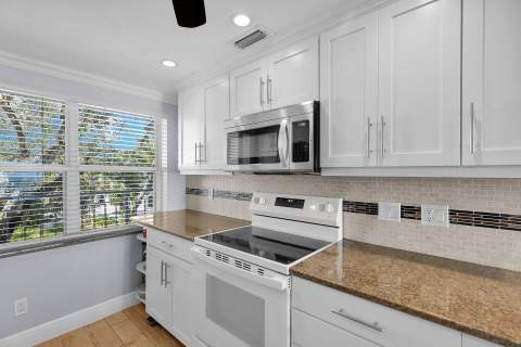 1901 S Roosevelt Boulevard #208E, Key West FL - photo 13 of 28