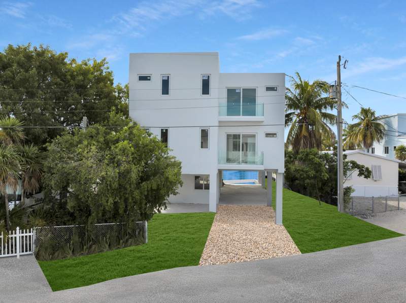 5 bedroom Single Family Residence at 109 Ellington Court, Hammer Point (93.0), Key Largo — photo 3