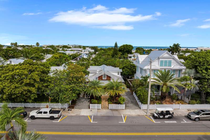 7 bedroom Multi-Units at 723 Eaton Street, Old Town - Unrecord (1.0), Key West — photo 3