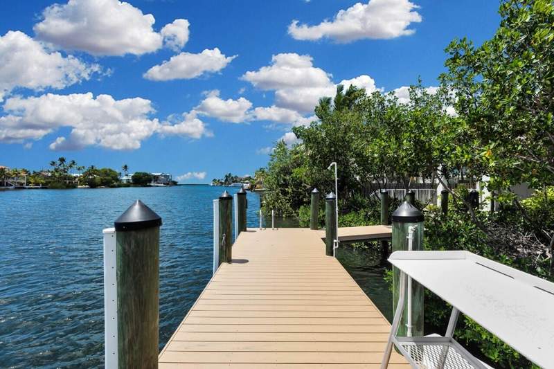 3 bedroom Single Family Residence at 217 Bruce Court, Sea-Air Estates (52.0), Marathon — photo 4
