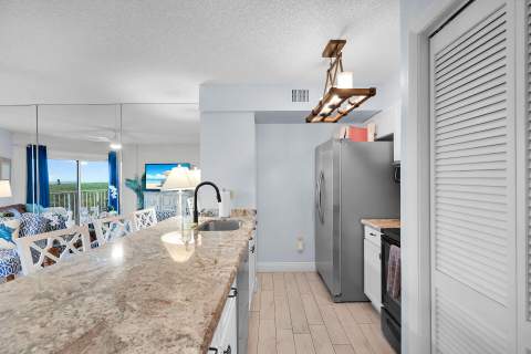 500 Burton Drive ## 1210, Key Largo FL - photo 10 of 58
