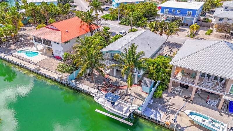 2 bedroom Single Family Residence at 667 E Caribbean Drive, Summerland Key Cove (25.0), Summerland Key — photo 5