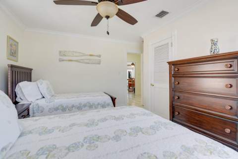 667 E Caribbean Drive, Summerland Key FL - photo 19 of 54