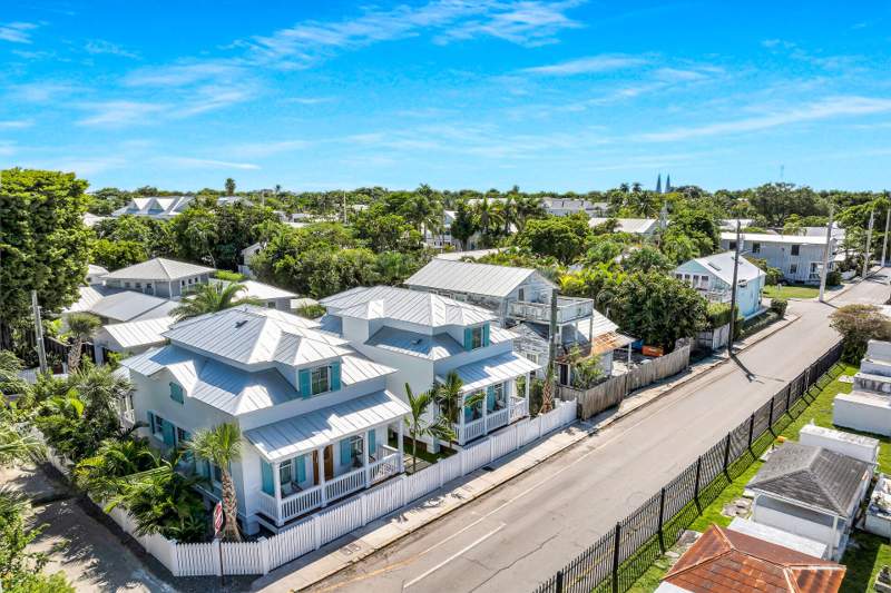3 bedroom Single Family Residence at 1010 Olivia Street, Old Town - Unlisted (1.0), Key West — photo 3