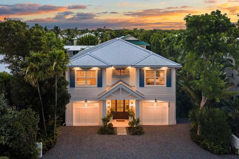 4 bedroom Single Family Residence at 226 Navajo Street, Indian Waterways (89.0), Plantation Key — photo 1
